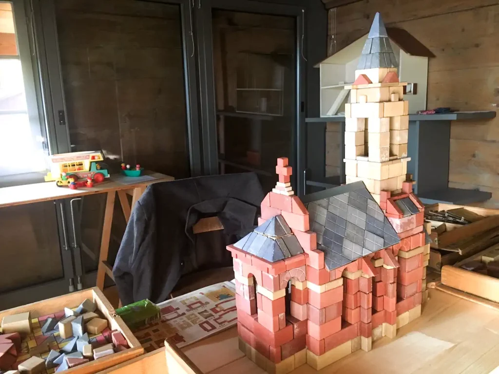 Mein Lieblingsspielzeug – Ausstellung im Dürstelerhaus Nostalgische Spielsachen für Kinder und Erwachsene